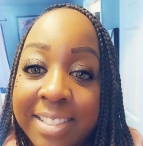 Meet your Posher, Candace